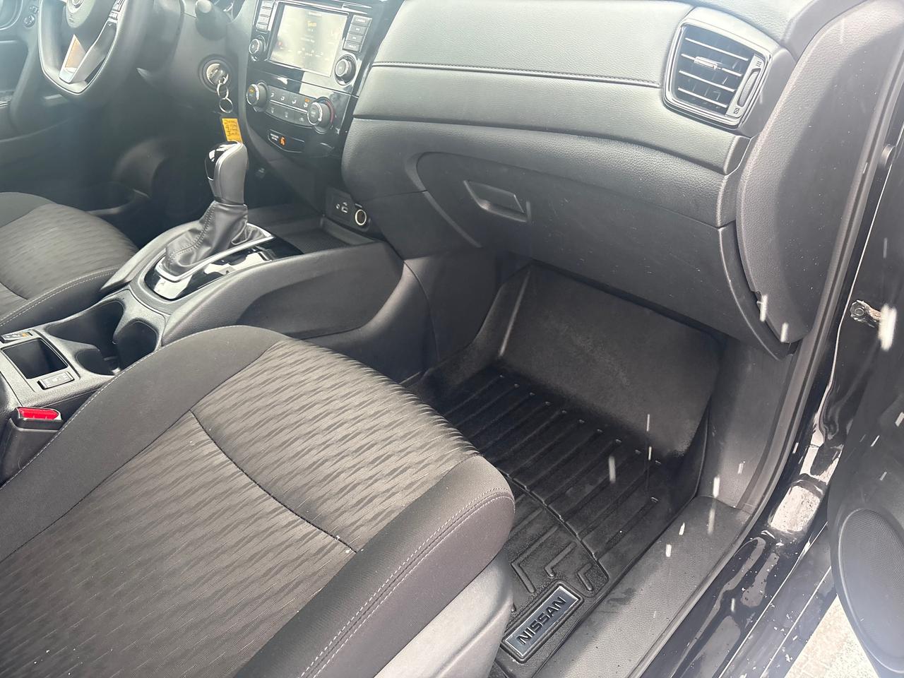 2020 Nissan Rogue S FWD + Heated Seats + Winters *CLEARANCE* Photo