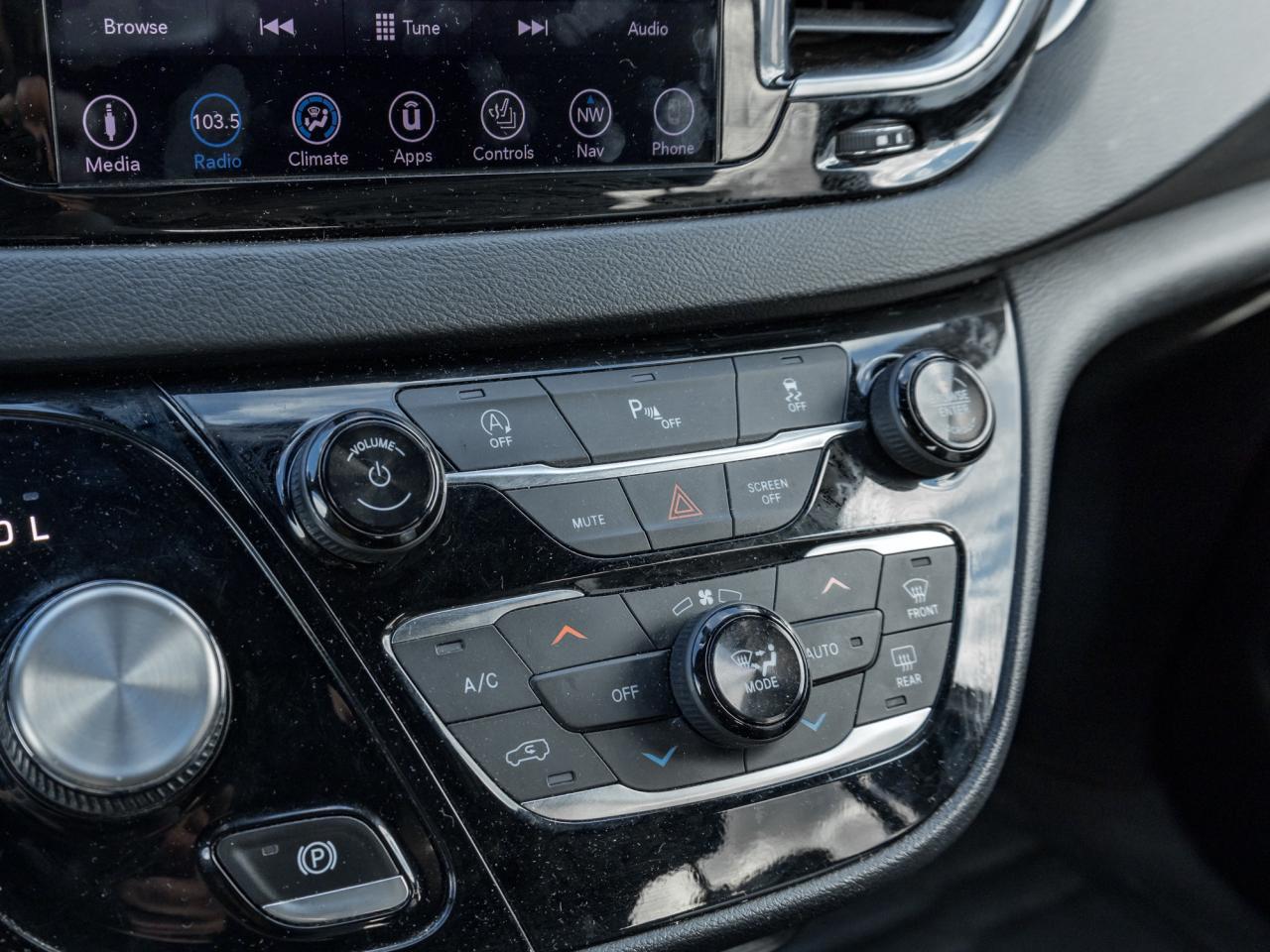 2019 Chrysler Pacifica Touring-L 2WD Photo