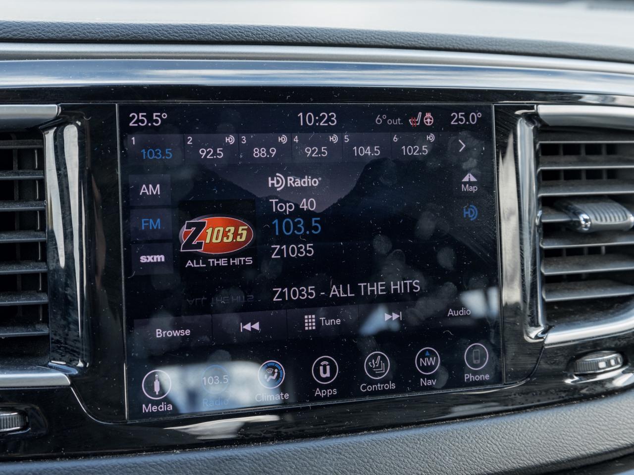 2019 Chrysler Pacifica Touring-L 2WD Photo