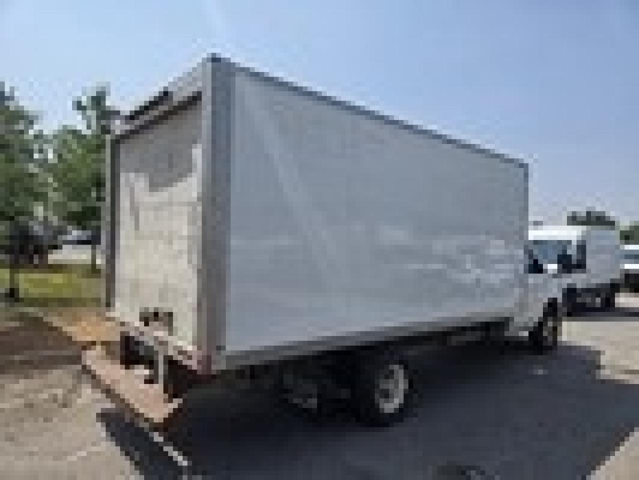 2017 Ford E-450 16Ft Box - Ramp - Gasoline Photo