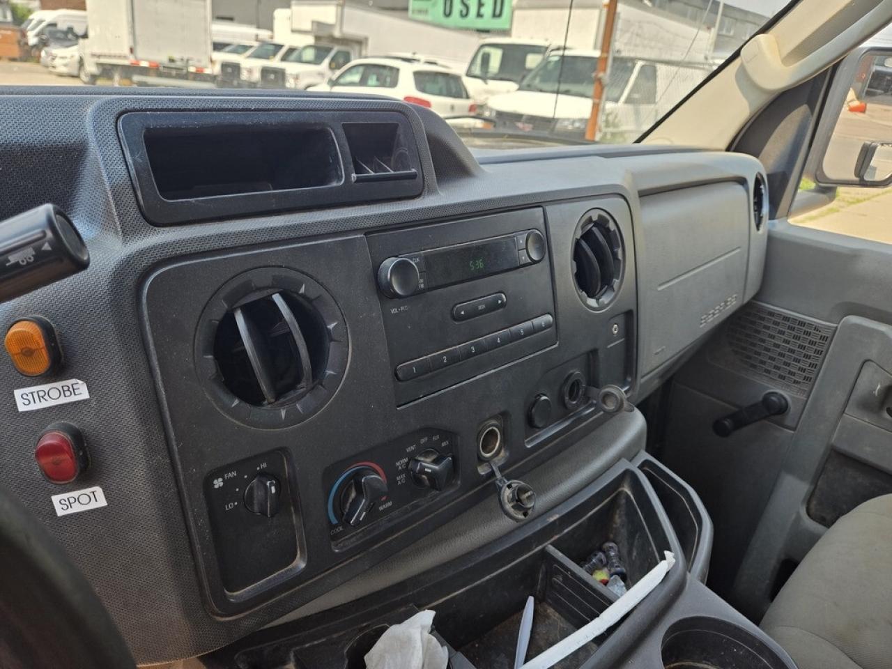 2017 Ford E-450 16Ft Box - Ramp - Gasoline Photo