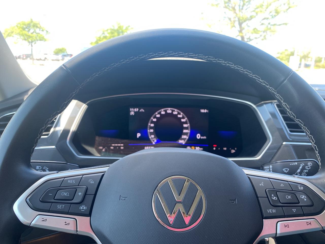 2022 Volkswagen Tiguan Trendline AWD   New Tires   3rd Row Photo