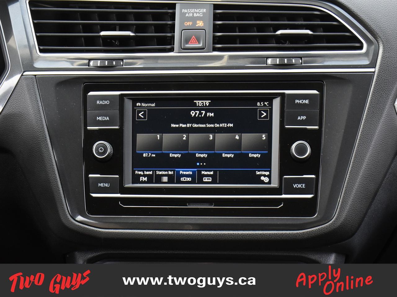 2022 Volkswagen Tiguan Trendline AWD   New Tires   3rd Row Photo