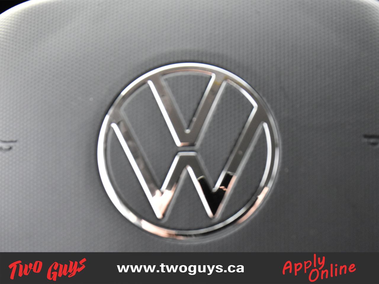 2022 Volkswagen Tiguan Trendline AWD   New Tires   3rd Row Photo