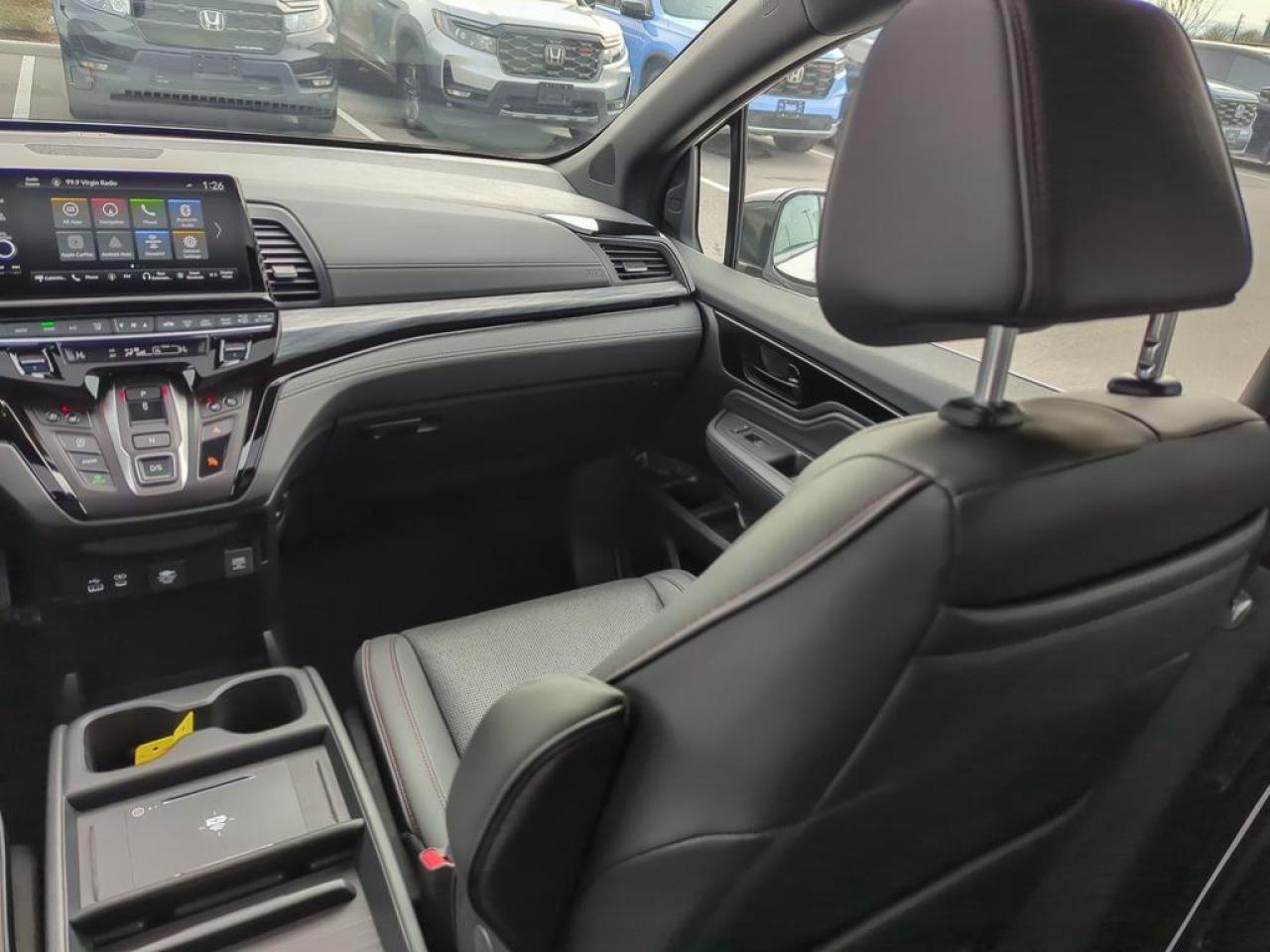 2025 Honda Odyssey Black Edition Photo
