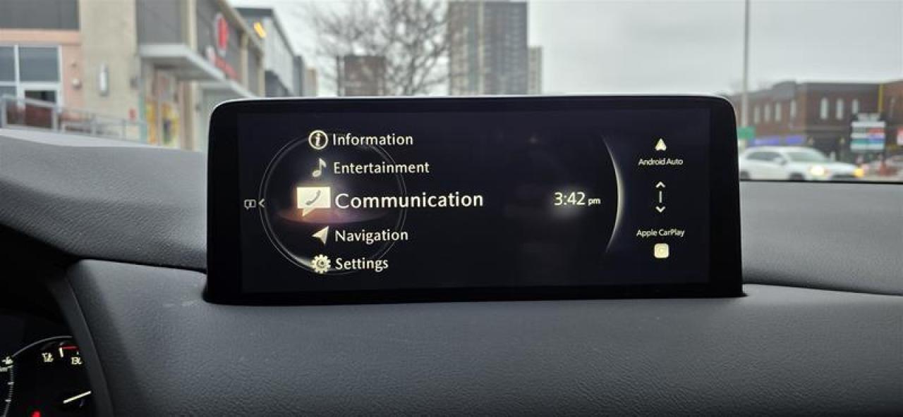 2024 Mazda CX-5 Signature AWD at Photo