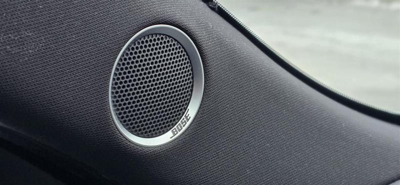 2024 Mazda CX-5 Signature AWD at Photo