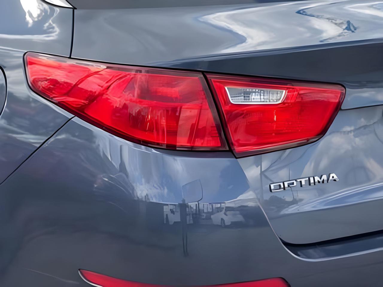 2015 Kia Optima POWER & HEATED SEATS CLEAN! WE FINANCE ALL CREDIT! Photo