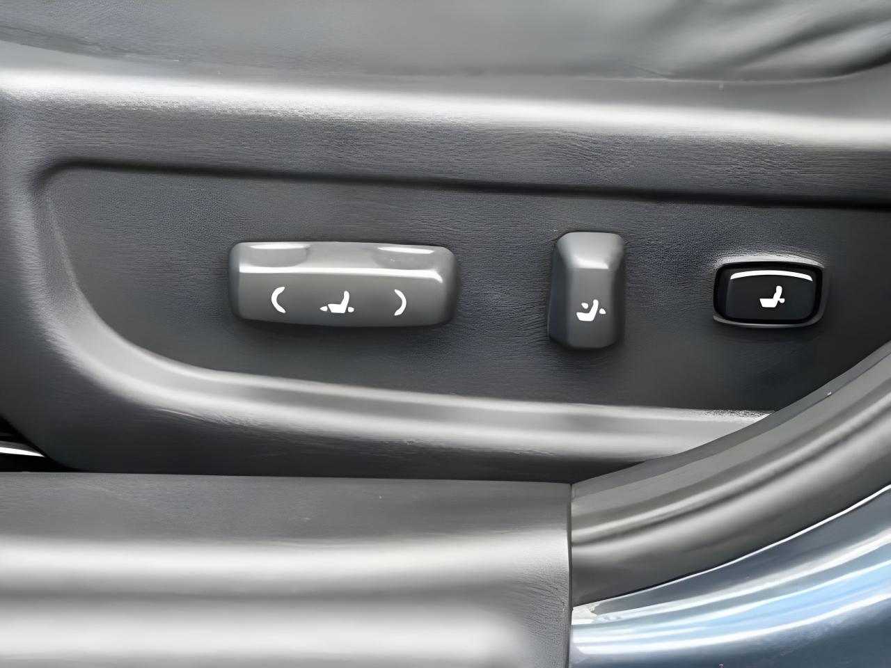 2015 Kia Optima POWER & HEATED SEATS CLEAN! WE FINANCE ALL CREDIT! Photo