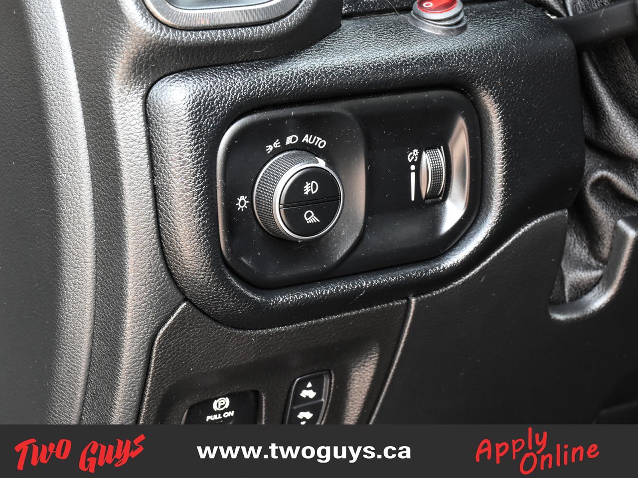 2022 RAM 1500 Rebel 5.7L 4WD Quad   Night Edition   Level 2 Grou Photo