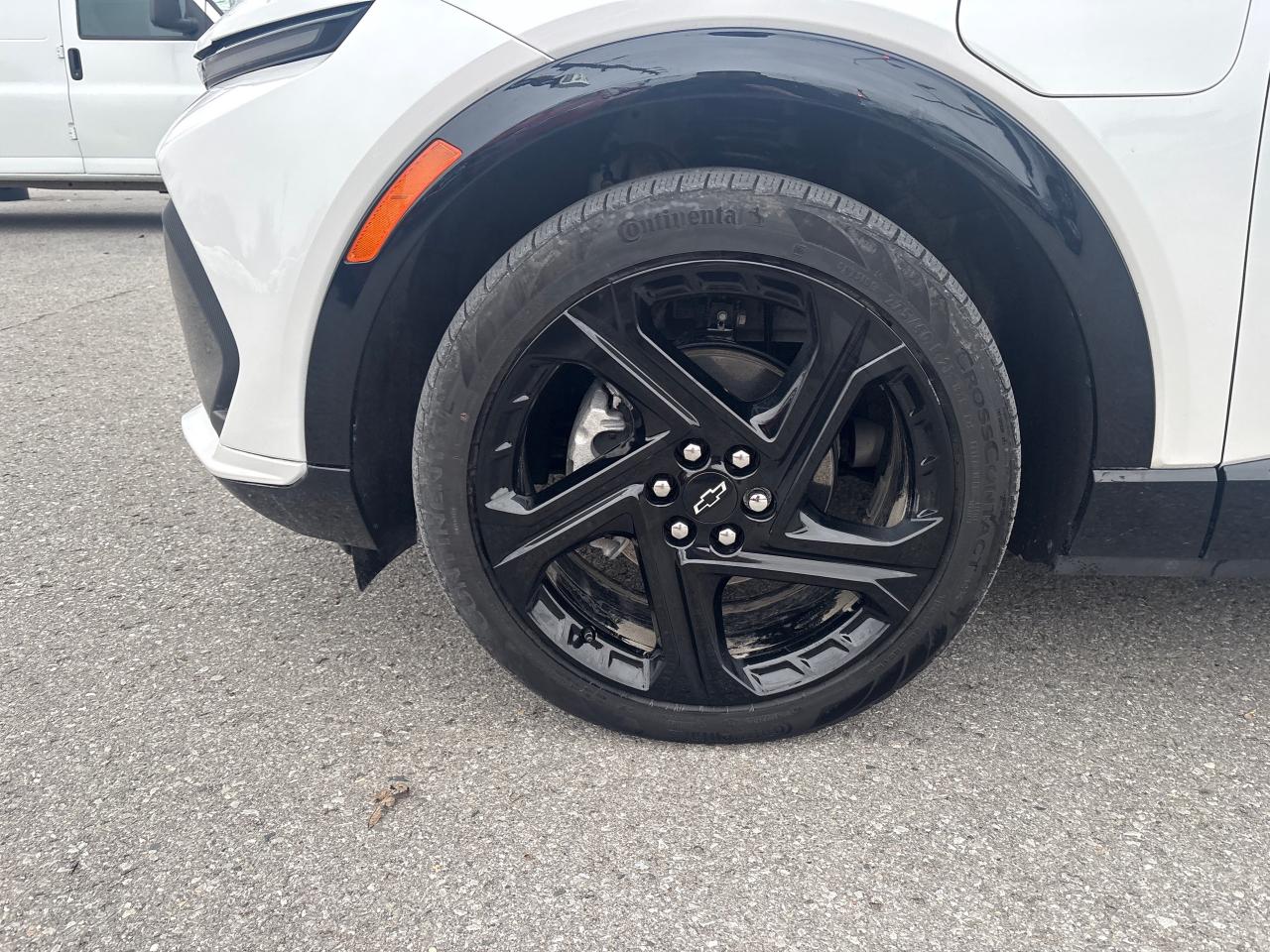 2025 Chevrolet Equinox EV RS FWD + Heated Seats + Sunroof  + 1 Owner Photo