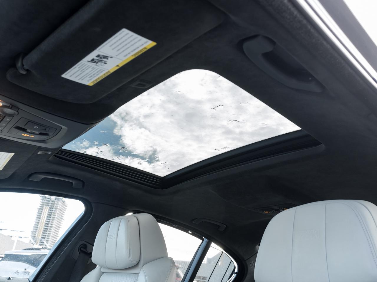 2015 BMW M5 Certified, Stage 2, Ceramic, NEW TIRES, RARE PAINT Photo