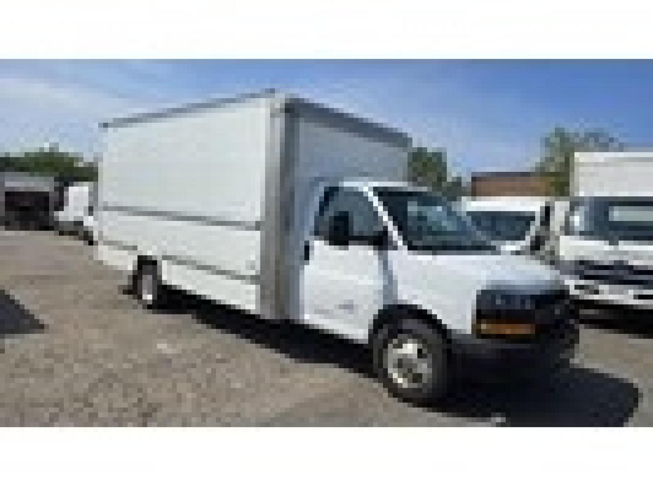 2019 Chevrolet Express G4500 16Ft Box - V8 Gasoline Photo