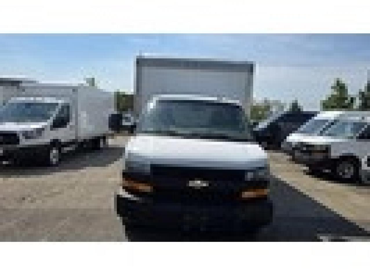 2019 Chevrolet Express G4500 16Ft Box - V8 Gasoline Photo