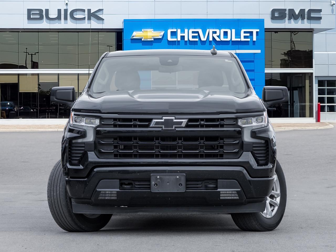 2022 Chevrolet Silverado 1500 4WD Crew Cab 147  RST Photo