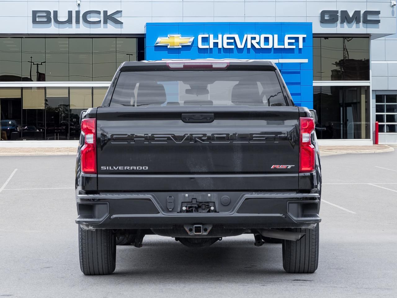 2022 Chevrolet Silverado 1500 4WD Crew Cab 147  RST Photo