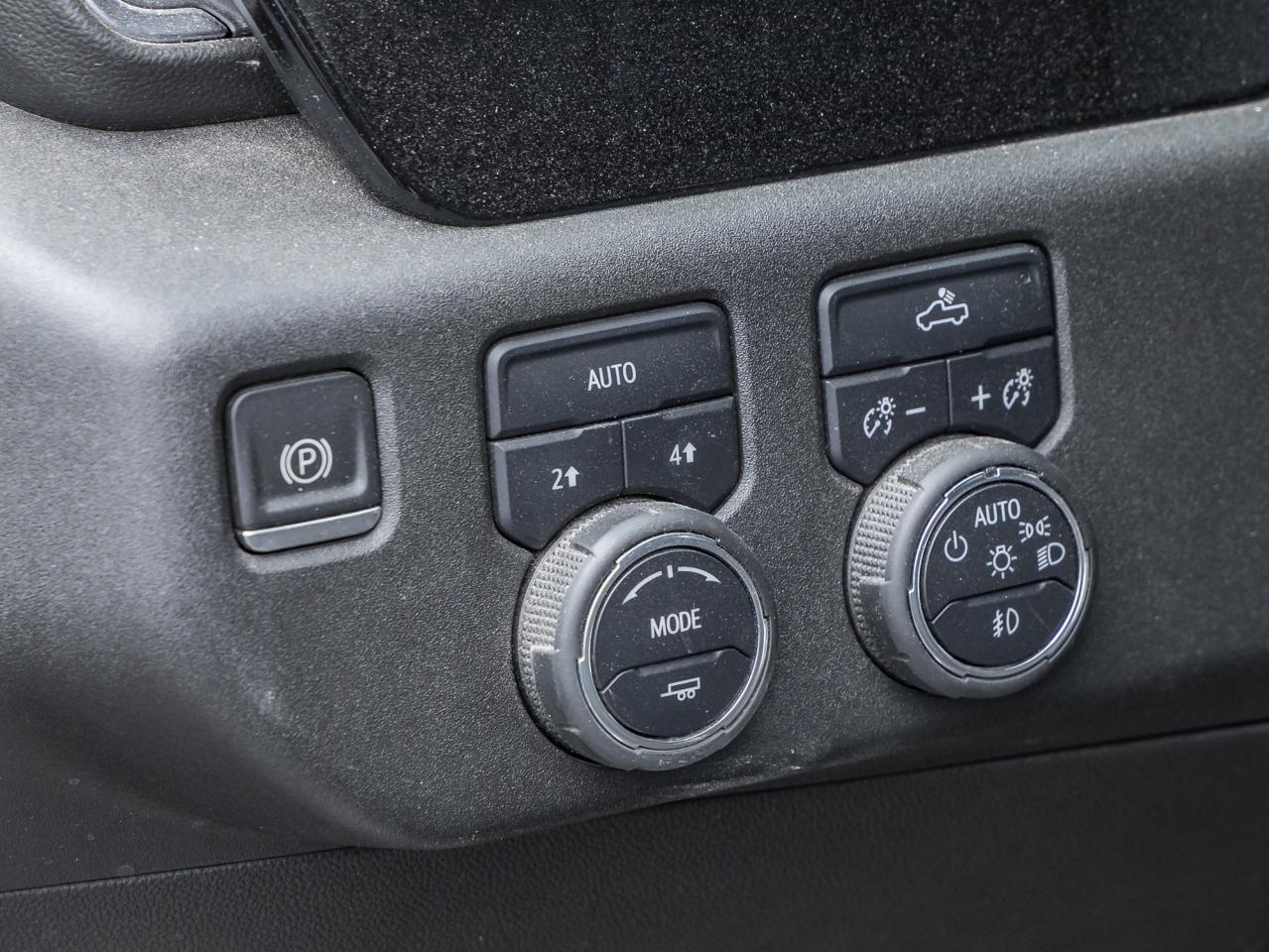 2022 Chevrolet Silverado 1500 4WD Crew Cab 147  RST Photo