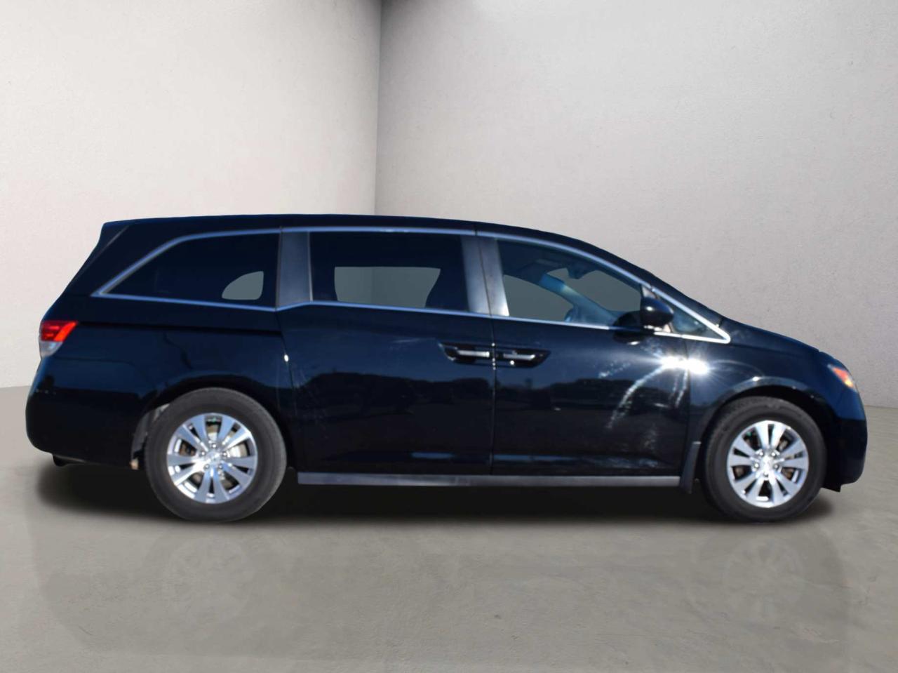 2016 Honda Odyssey SE Back Up Camera Photo