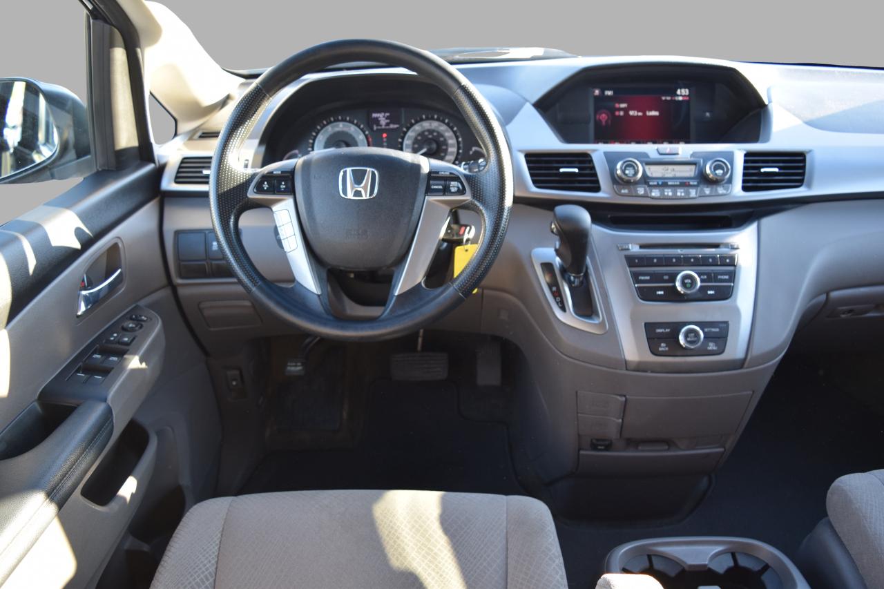 2016 Honda Odyssey SE Back Up Camera Photo