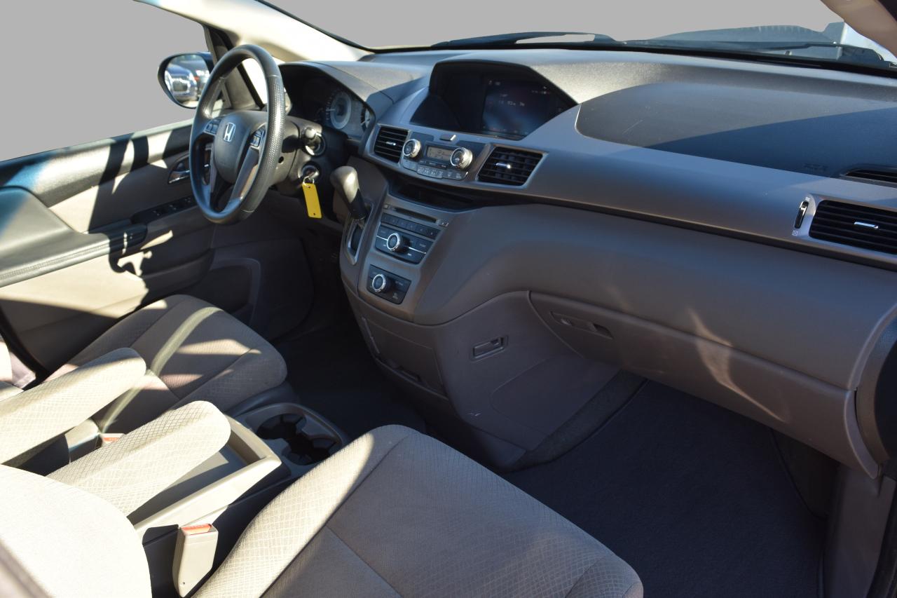 2016 Honda Odyssey SE Back Up Camera Photo