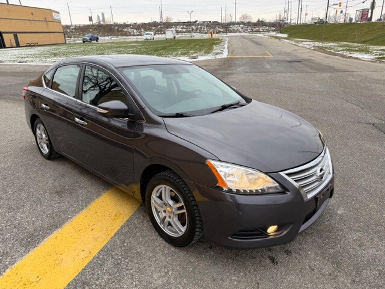 2015 Nissan Sentra SL NAVI ROOF LEATHER 2 SETS OF RIMS AND TIRES Photo2