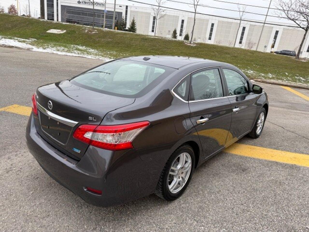 2015 Nissan Sentra SL NAVI ROOF LEATHER 2 SETS OF RIMS AND TIRES Photo