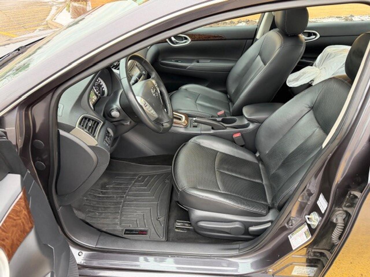 2015 Nissan Sentra SL NAVI ROOF LEATHER 2 SETS OF RIMS AND TIRES Photo