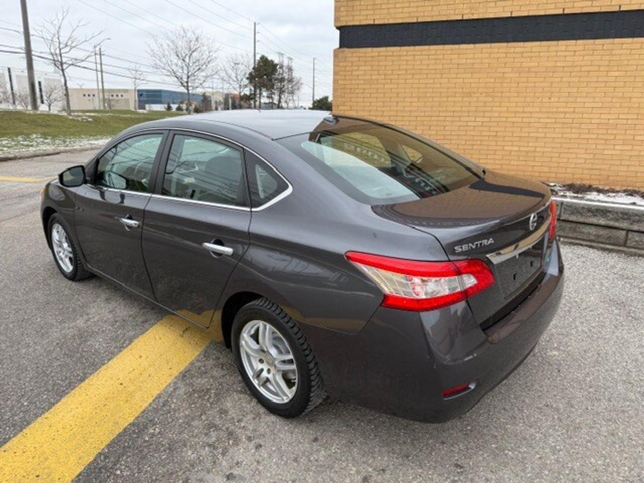 2015 Nissan Sentra SL NAVI ROOF LEATHER 2 SETS OF RIMS AND TIRES Photo