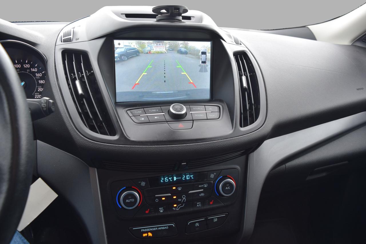 2018 Ford Escape SEL Navi Leather Panoramic Sunroof Photo