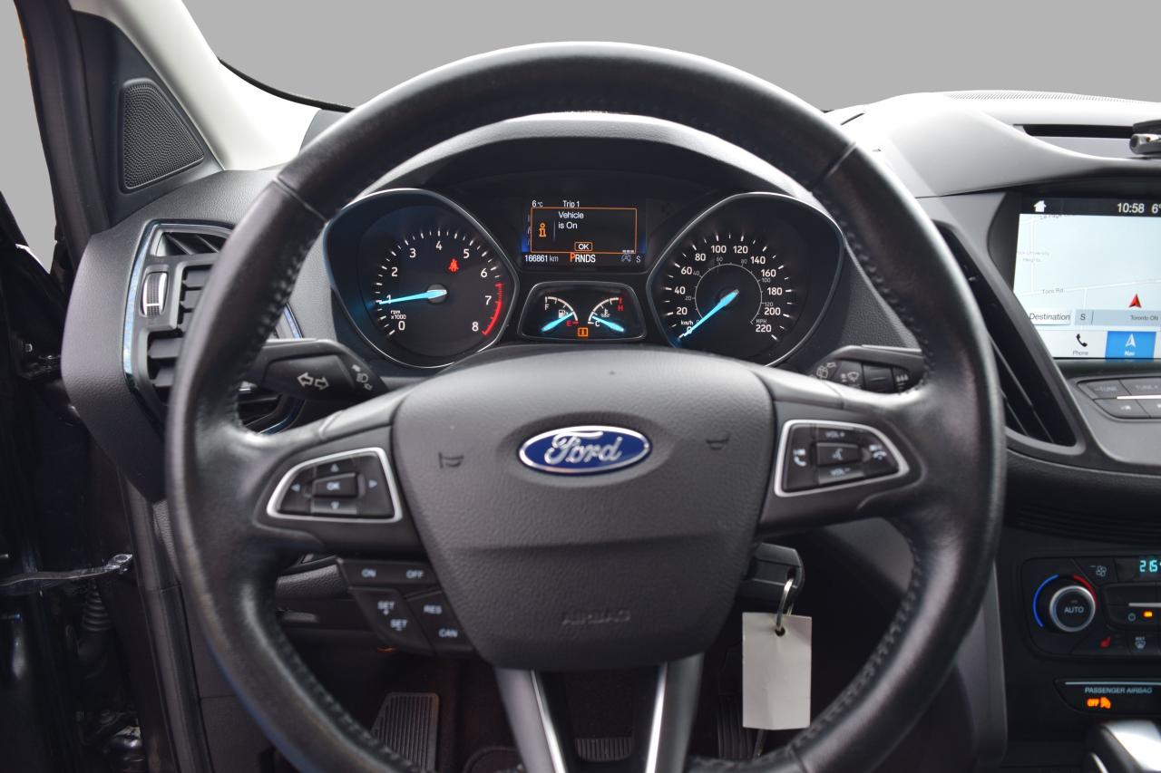 2018 Ford Escape SEL Navi Leather Panoramic Sunroof Photo