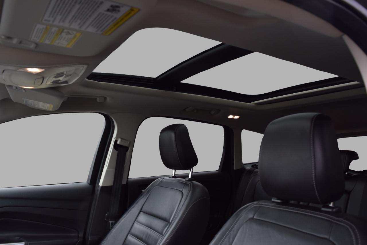 2018 Ford Escape SEL Navi Leather Panoramic Sunroof Photo
