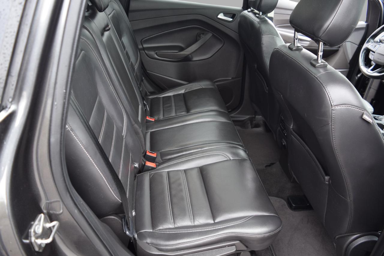 2018 Ford Escape SEL Navi Leather Panoramic Sunroof Photo