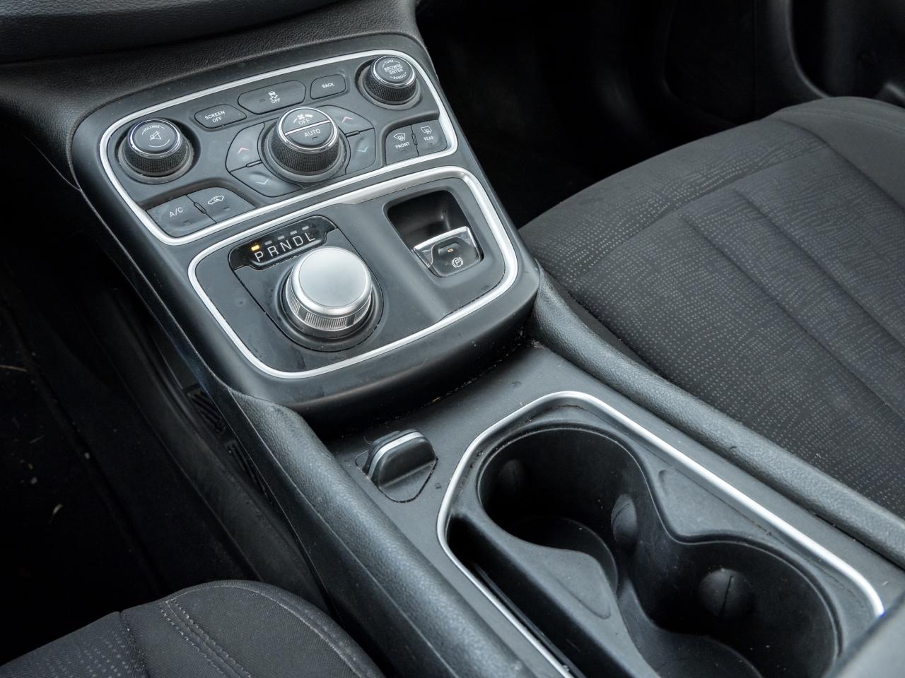 2015 Chrysler 200 Comfort Group, 17-inch Wheels, 2.4L 4-CYL Photo