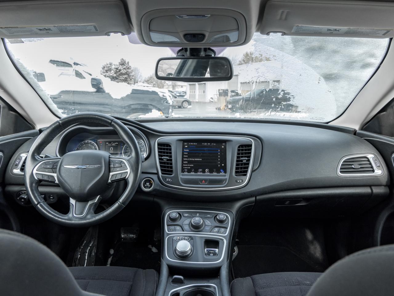 2015 Chrysler 200 Comfort Group, 17-inch Wheels, 2.4L 4-CYL Photo