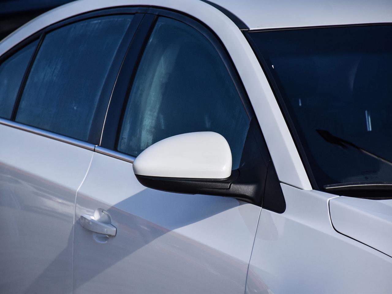 2016 Chevrolet Cruze EXCELLENT CONDITION MUST SEE WE FINANCE ALL CREDIT Photo