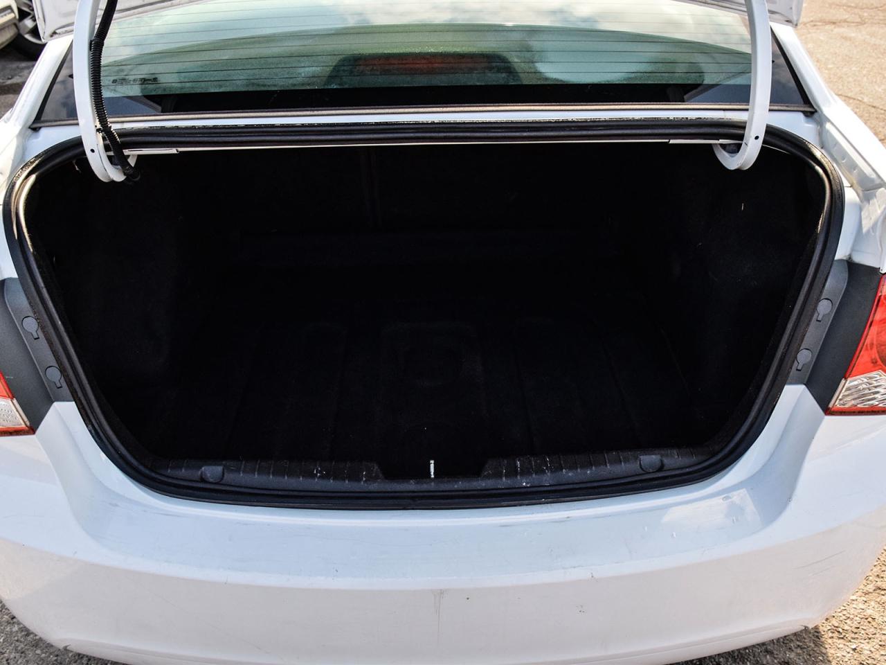 2016 Chevrolet Cruze EXCELLENT CONDITION MUST SEE WE FINANCE ALL CREDIT Photo