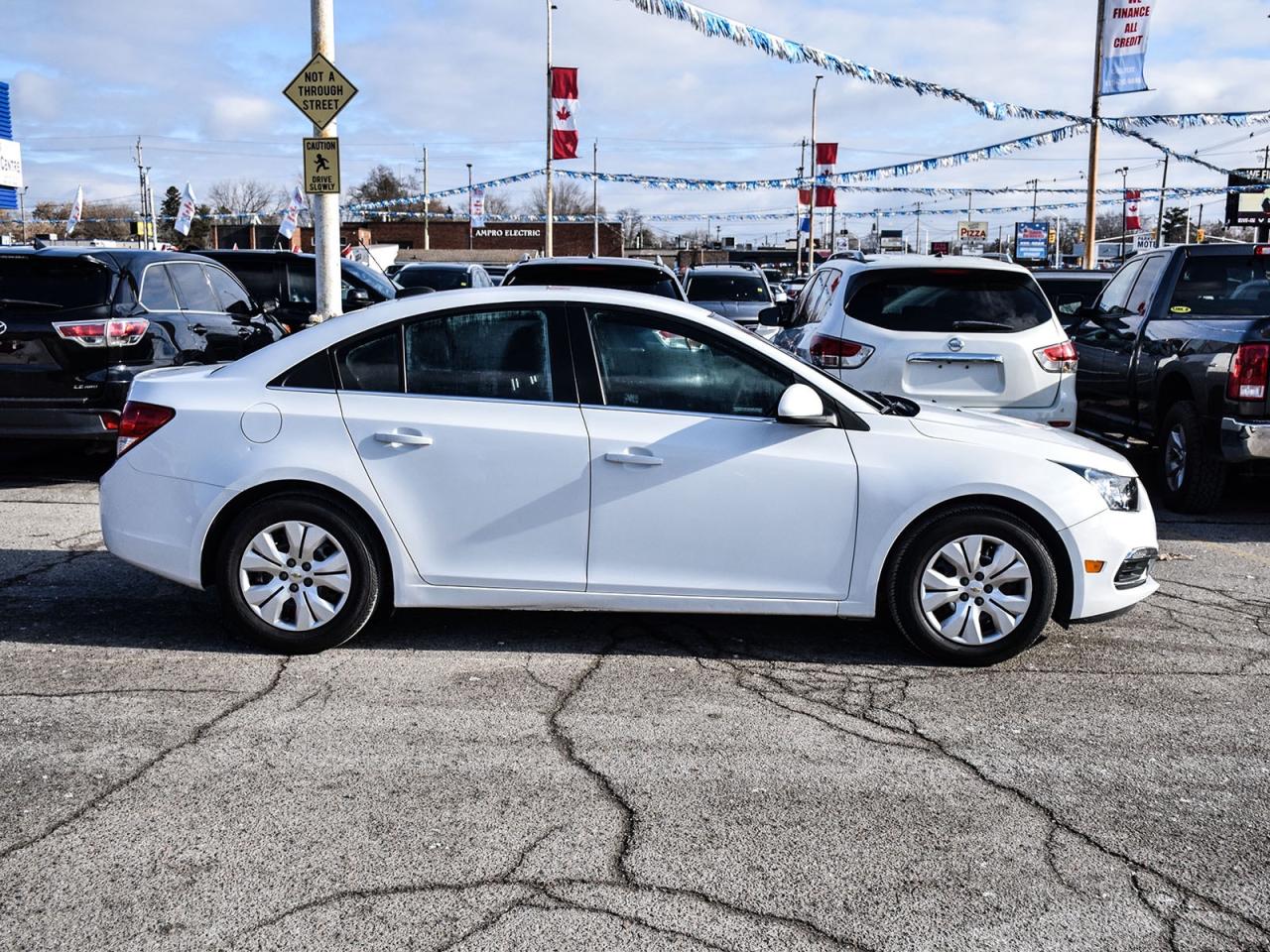 2016 Chevrolet Cruze EXCELLENT CONDITION MUST SEE WE FINANCE ALL CREDIT Photo