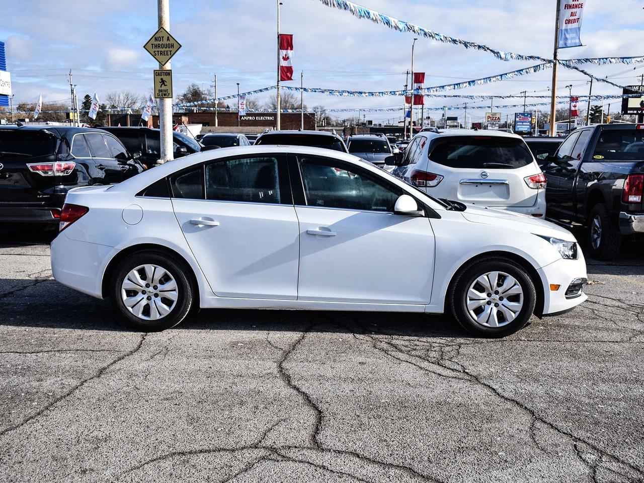 2016 Chevrolet Cruze EXCELLENT CONDITION MUST SEE WE FINANCE ALL CREDIT Photo