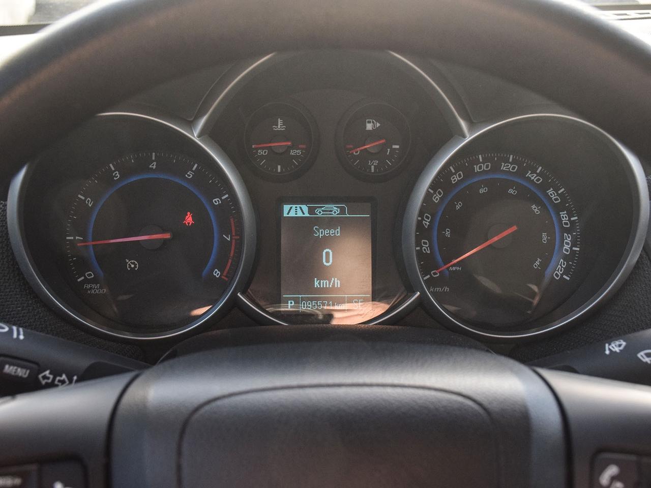 2016 Chevrolet Cruze EXCELLENT CONDITION MUST SEE WE FINANCE ALL CREDIT Photo