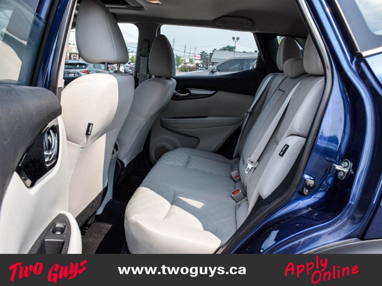 2023 Nissan Qashqai SV AWD   Sunroof   Htd Cloth   Remote Start Photo