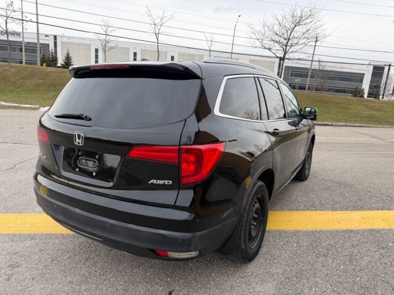 2016 Honda Pilot 4WD EX-L w-Navi winter tires on rims!!!! Certified Photo4