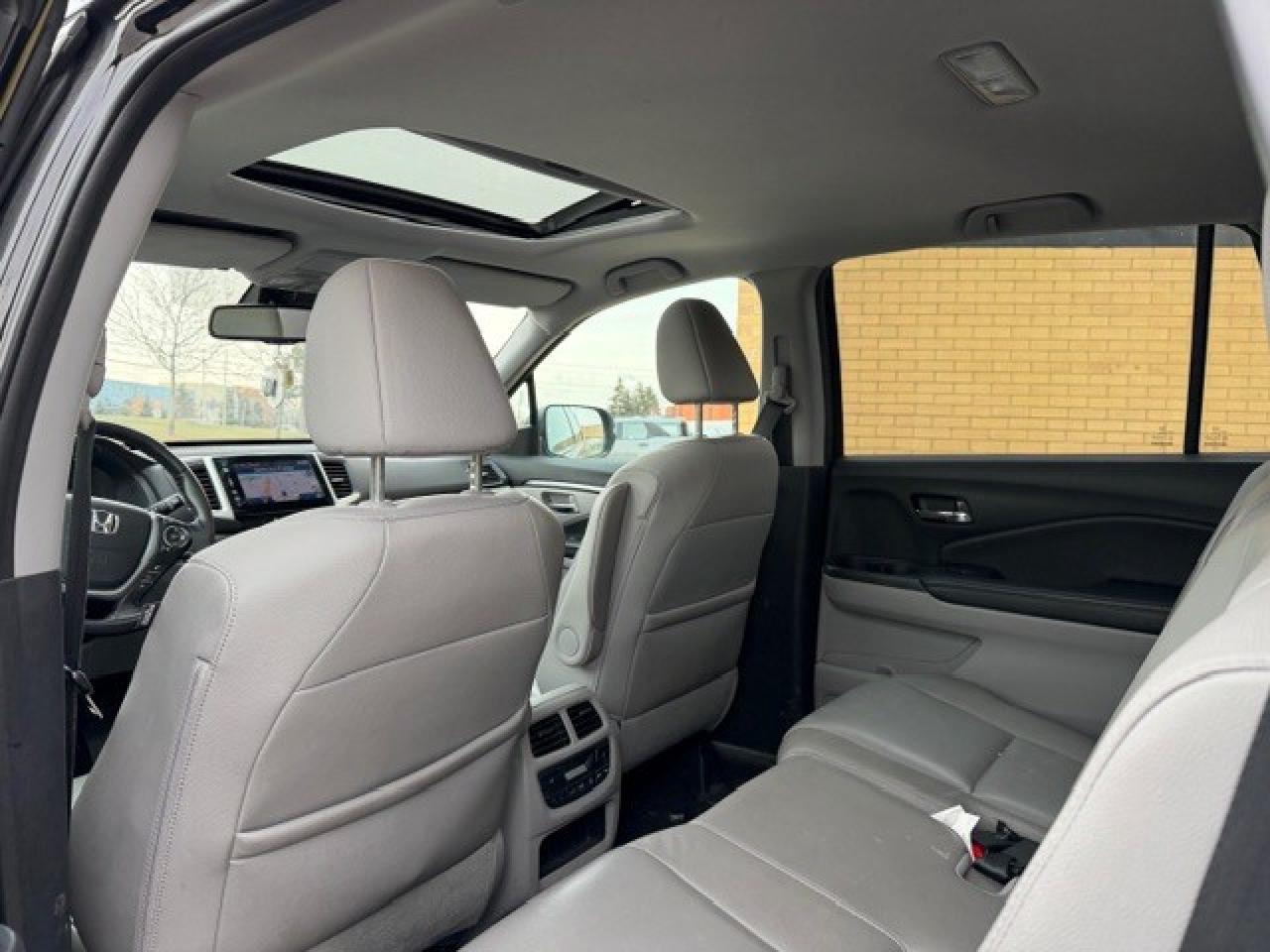 2016 Honda Pilot 4WD EX-L w-Navi winter tires on rims!!!! Certified Photo