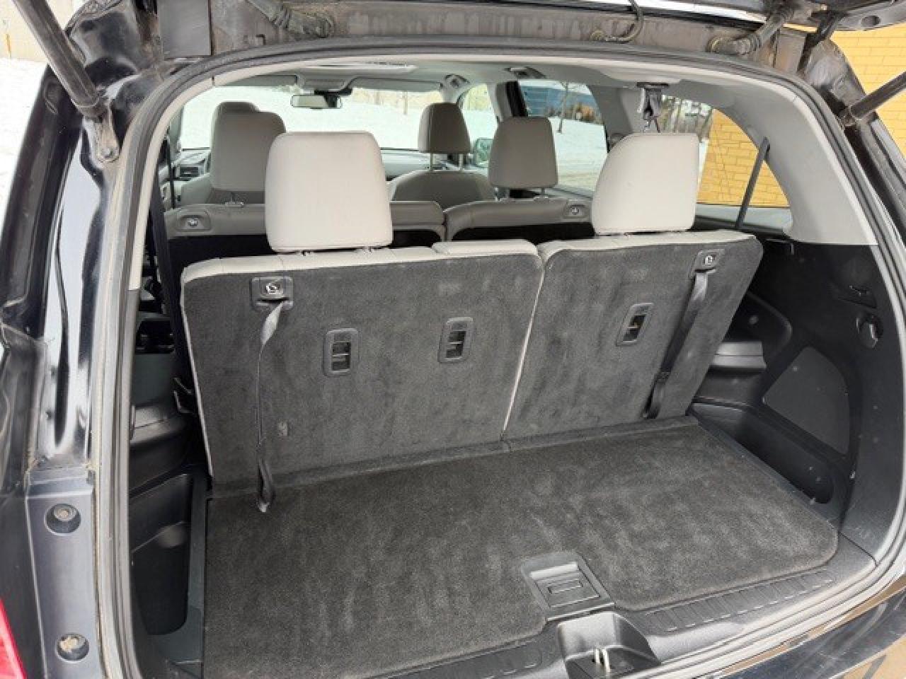 2016 Honda Pilot 4WD EX-L w-Navi winter tires on rims!!!! Certified Photo