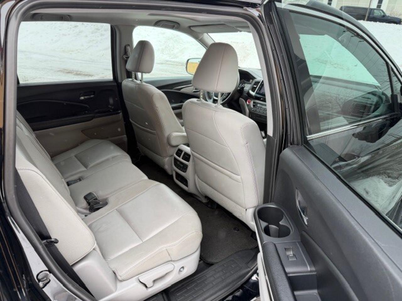 2016 Honda Pilot 4WD EX-L w-Navi winter tires on rims!!!! Certified Photo