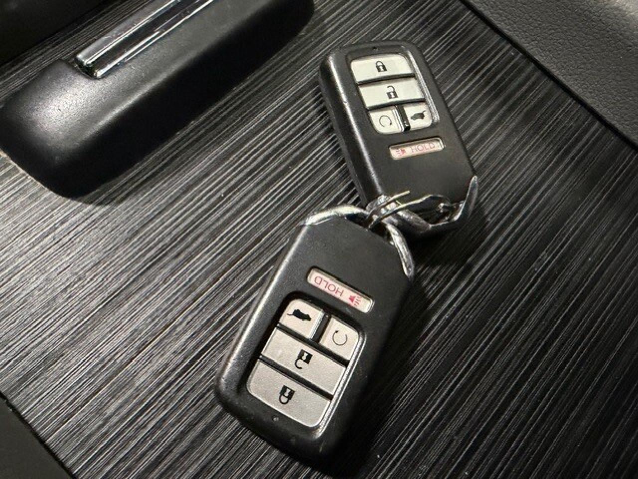 2016 Honda Pilot 4WD EX-L w-Navi winter tires on rims!!!! Certified Photo