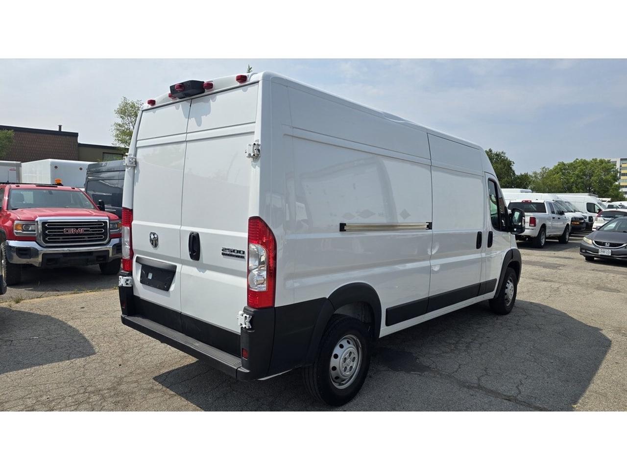 2023 RAM ProMaster 2500 159WB (12Ft Cargo Length) High Roof V6 Gas Photo