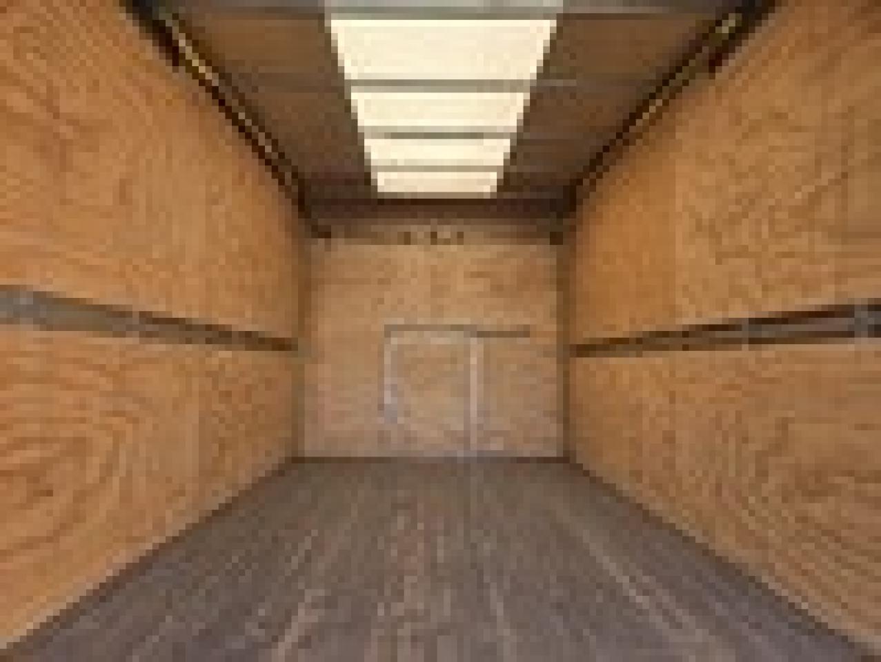 2019 GMC Savana 3500 16Ft Box - V8 Gasoline - Ramp Photo