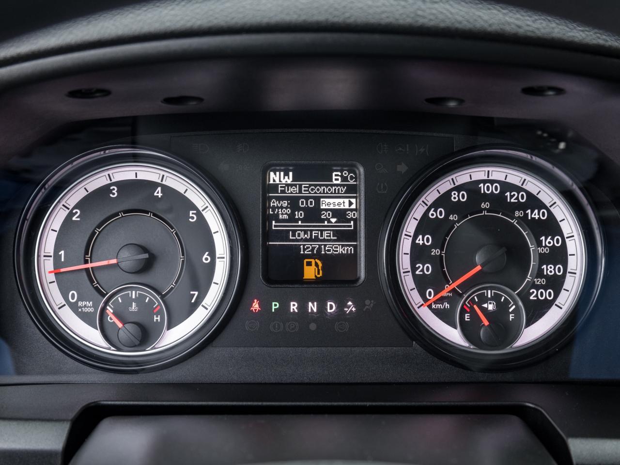 2022 RAM 1500 Classic 5.7L V8, 17-inch wheels, Locking tailgate,ParkView Photo