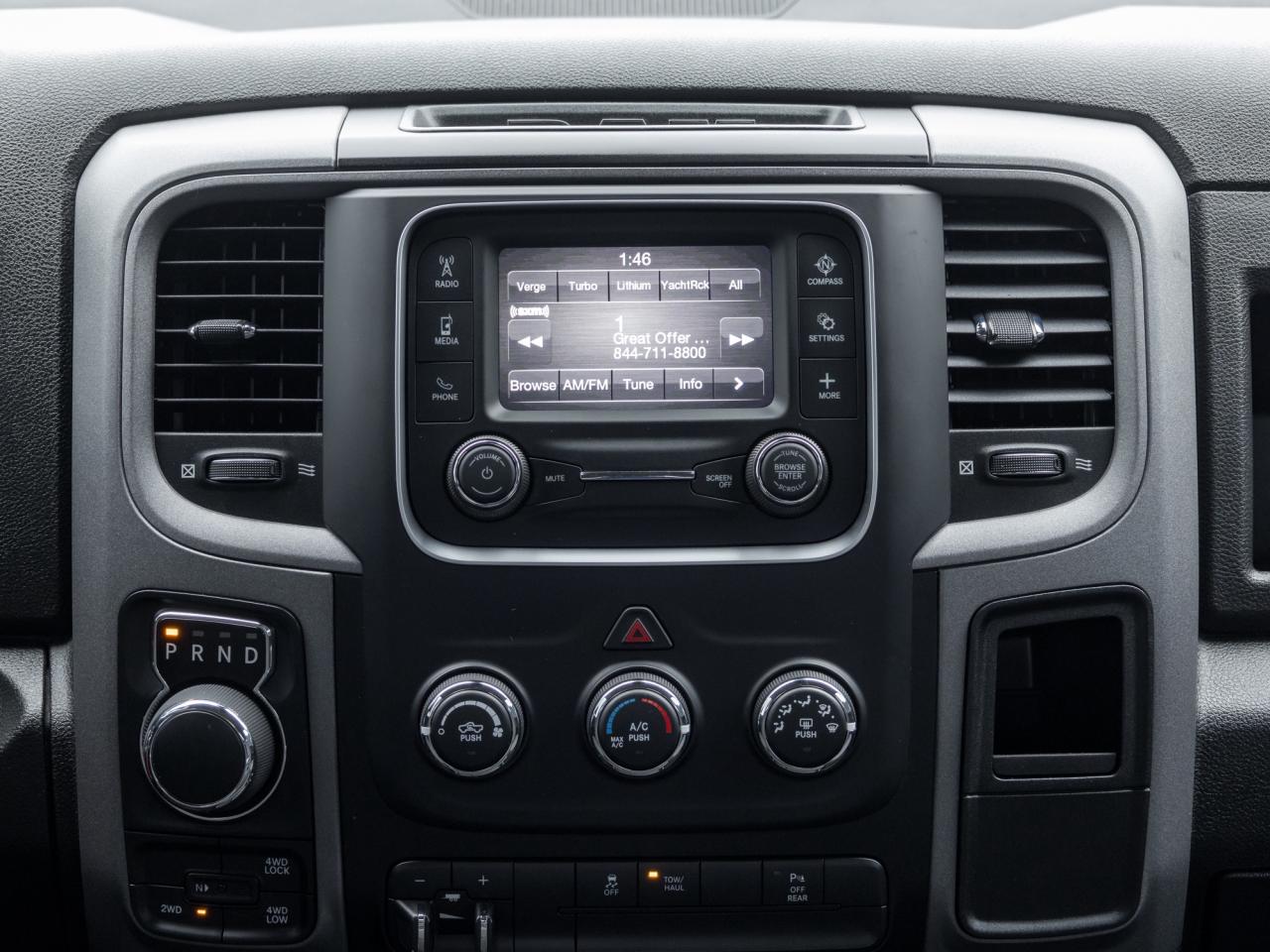 2022 RAM 1500 Classic 5.7L V8, 17-inch wheels, Locking tailgate,ParkView Photo