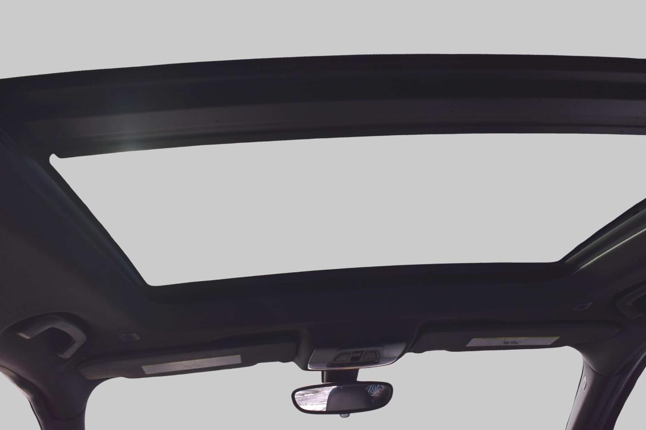 2016 BMW X1 xDrive28i Panoramic Sunroof Photo